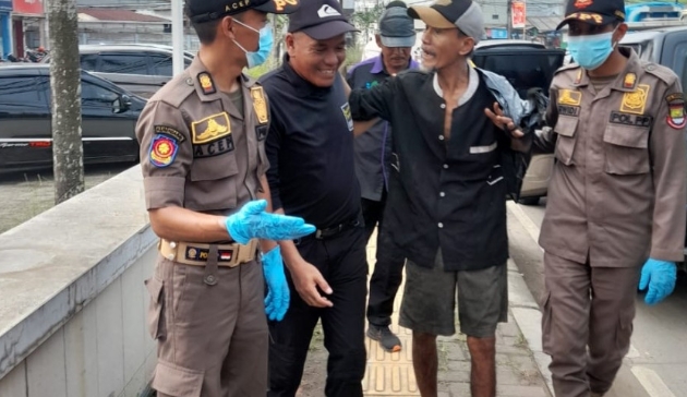 Satpol Pp Kabupaten Tangerang Sisir Pmks Orang Digiring Ke Panti