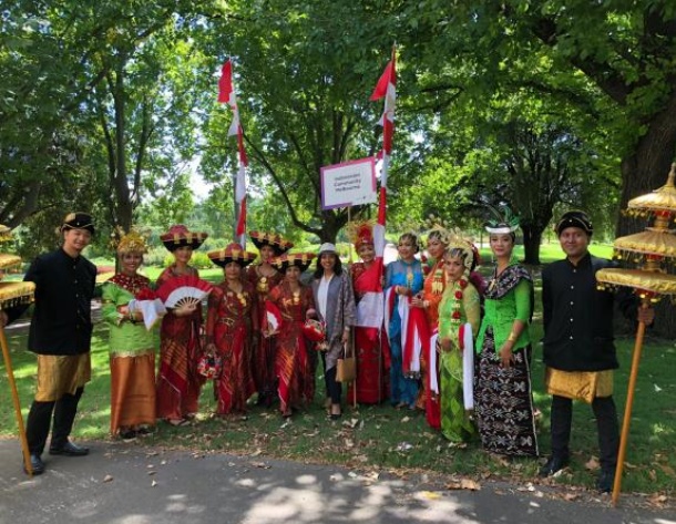  Pakaian  Adat  Banten  Ramaikan Australia Day Parade 2021 di 