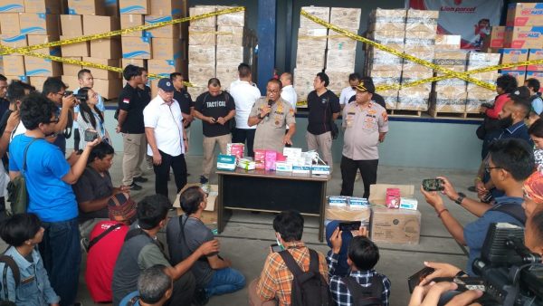 Penimbun Masker Di Tangerang Sudah 3 Kali Kirim Ke Luar Negeri