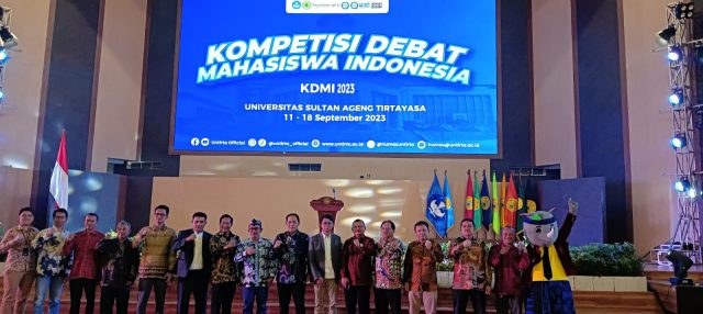 Acara penutupan Kompetisi Debat Mahasiswa Indonesia (KDMI) Tingkat Nasional tahun 2023 telah berakhir pada Minggu, 17 September 2023.