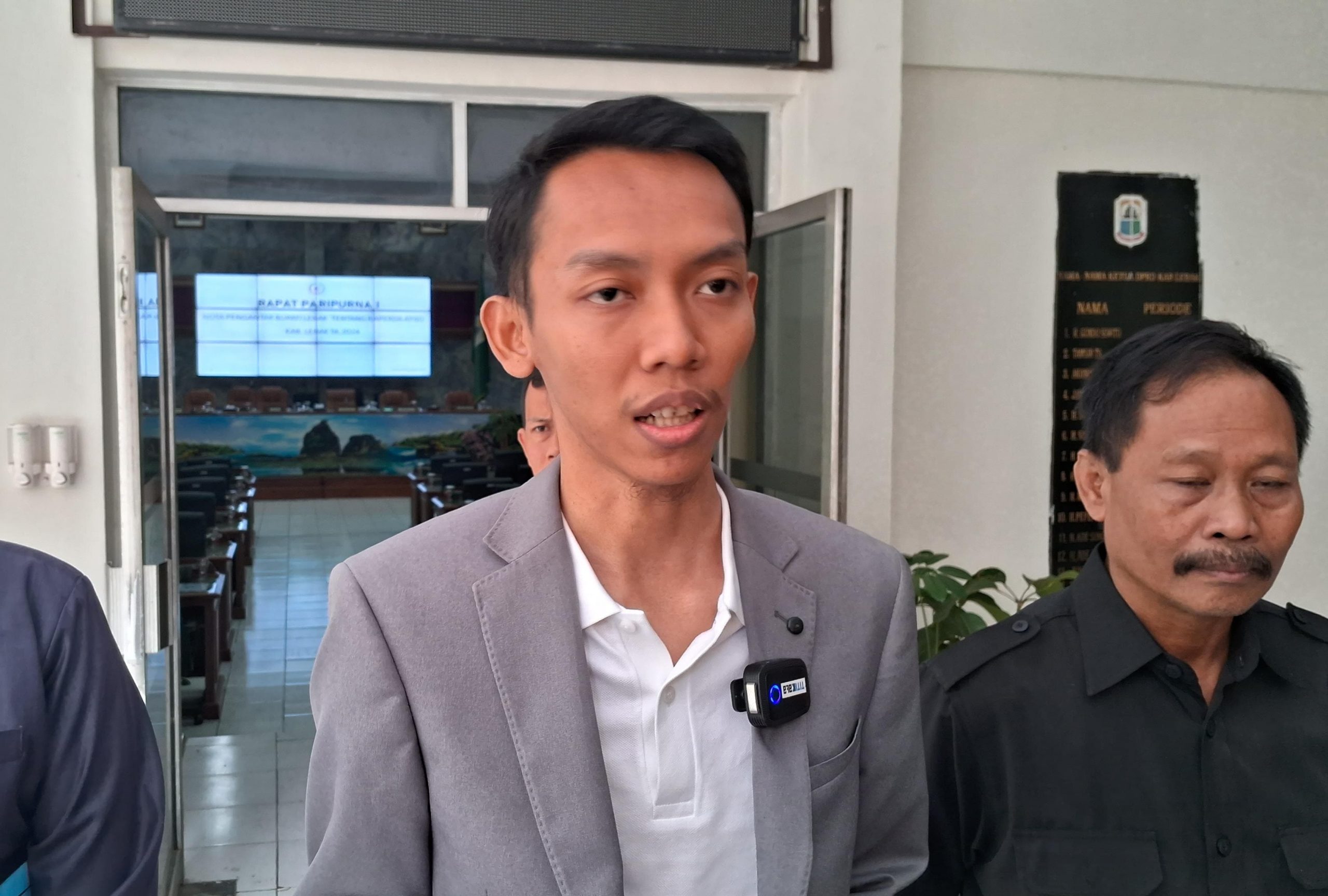 Ketua Dprd Lebak Tolak Rencana Pengiriman Sampah Dari Tangsel