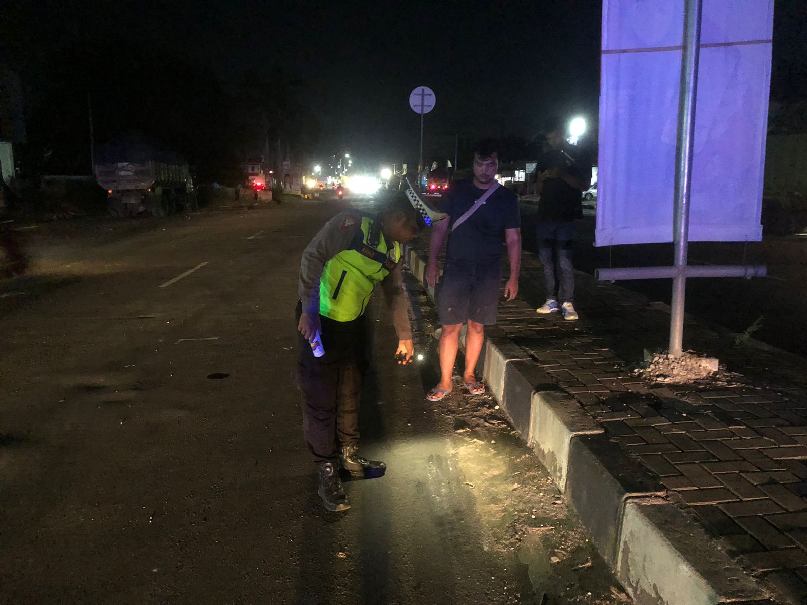 Kecelakaan Maut Di Jalan Syekh Nawawi Al Bantani Pelajar Tahun